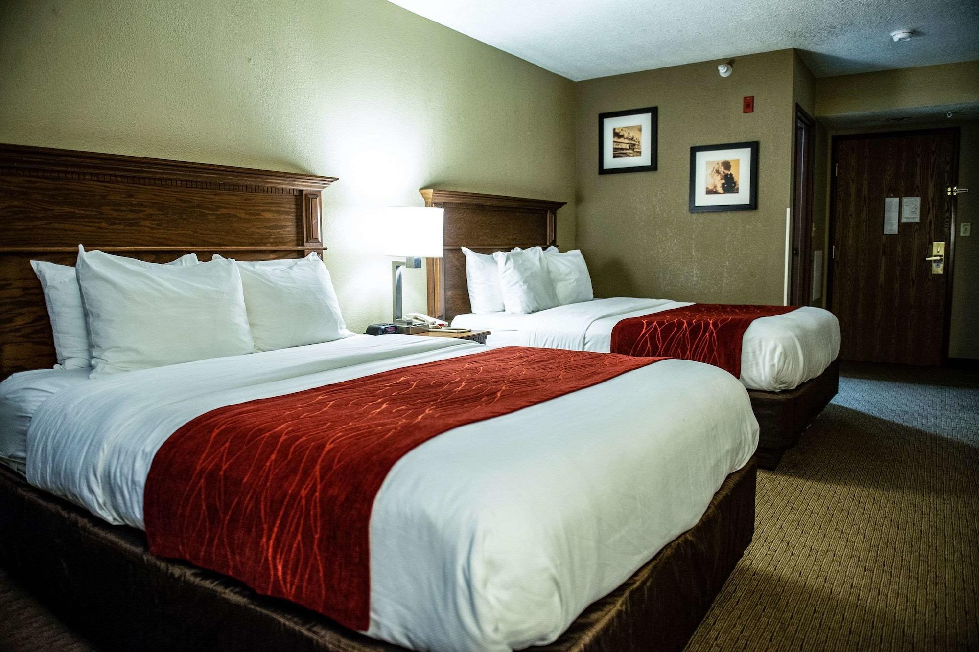 Comfort Inn Marshall Station Bagian luar foto