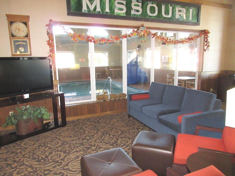Comfort Inn Marshall Station Bagian luar foto