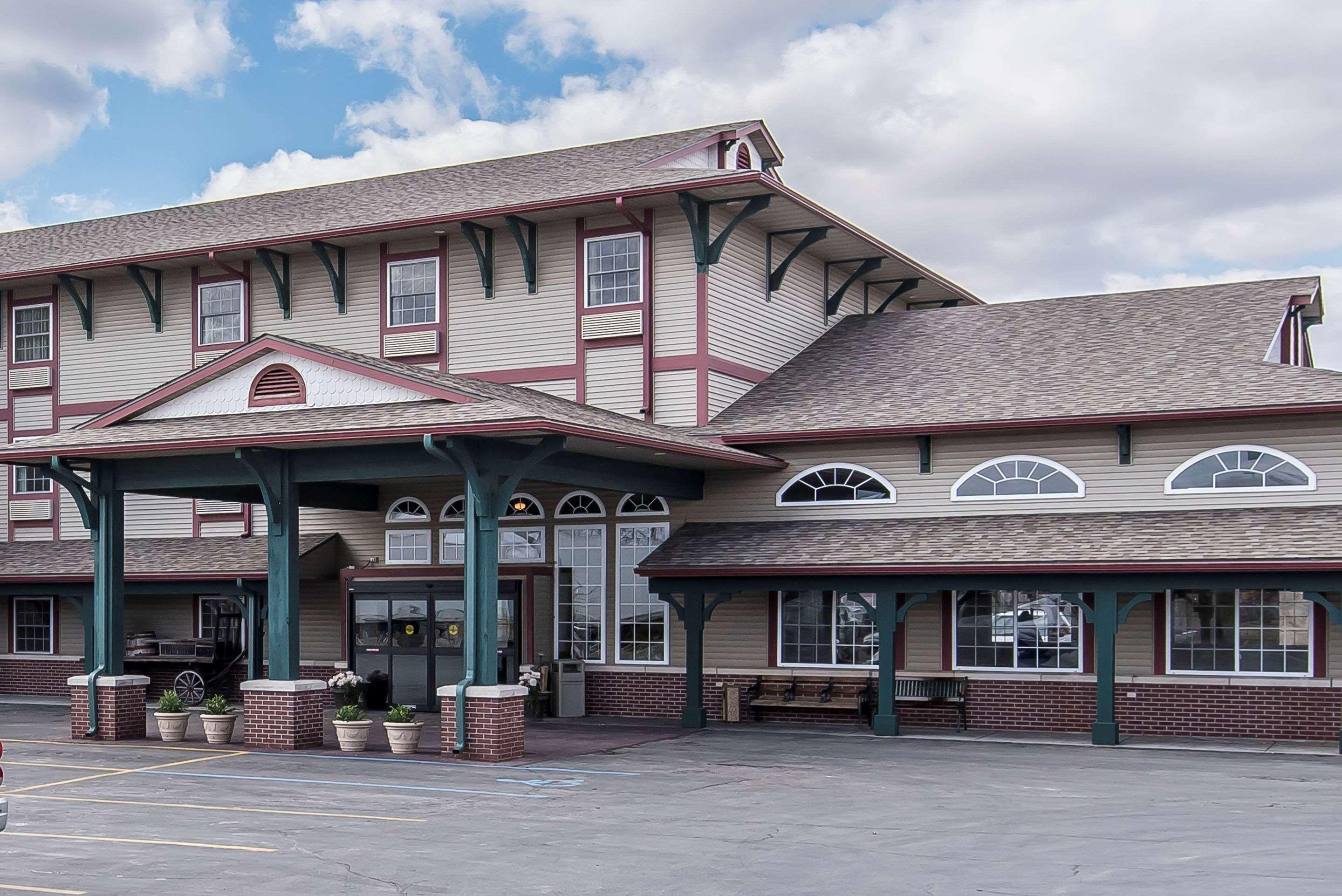 Comfort Inn Marshall Station Bagian luar foto